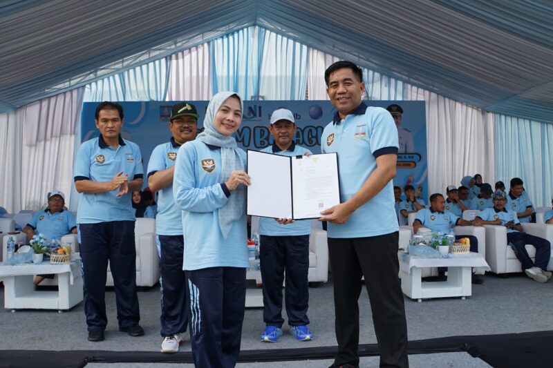 Pada momentum Hari Anti Narkotika Internasional (HANI), Bupati Serang Ratu Rachmatuzakiyah usulkan pembentukan BBN Kabupaten Serang untuk wujudkan gerakan Kabupaten Serang Bahagia Tanpa Narkoba, di SMKN 1 Tanara, Senin (30/6/2025).