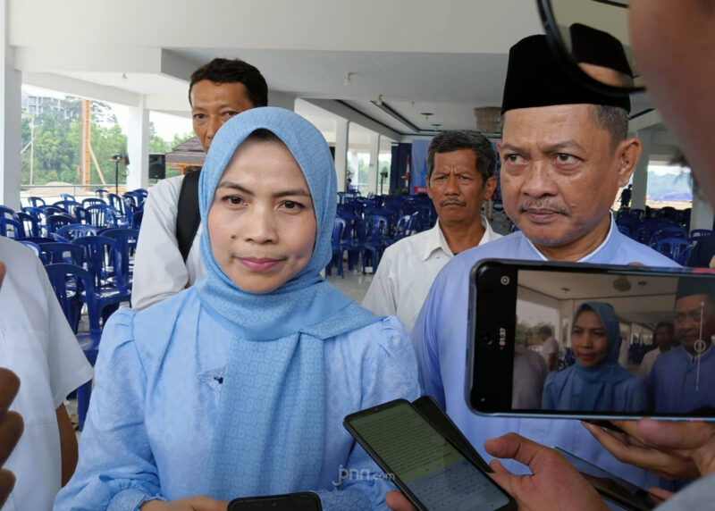 Bupati Serang Ratu Zakiyah dan wakilnya Najib Hamas.