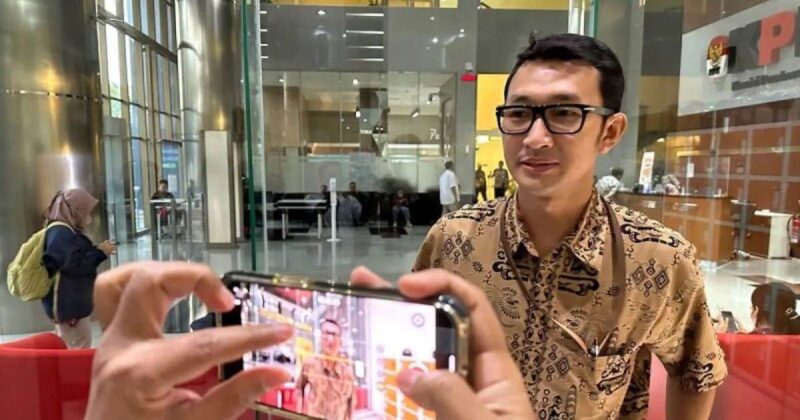 Juru Bicara KPK Budi Prasetyo saat memberikan keterangan di Gedung Merah Putih KPK, Jakarta, Selasa (15/7/2025).