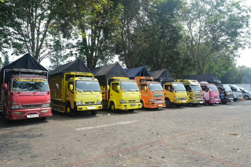 PT. Krama Yudha Tiga Berlian Motors (KTB), distributor resmi kendaraan niaga Mitsubishi Fuso Truck and Bus Corporation (MFTBC) di Indonesia, menggelar acara community gathering Canter di ajang Gaikindo Indonesia International Auto Show (GIIAS), Sabtu (27/07/2025) di ICE BSD, Tangerang.