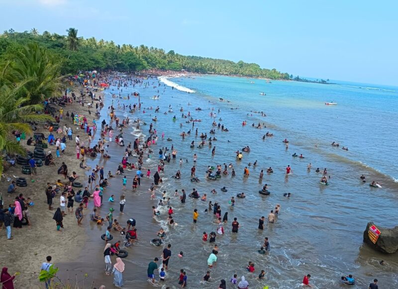 Dinas Pariwisata Banten berkomitmen majukan dunia pariwisata di Banten.
