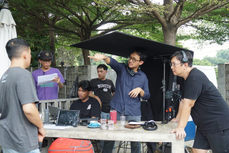 Aka Witharja (kedua dari kanan) film maker asal Banten yang mengukir prestasi di dunia internasional.