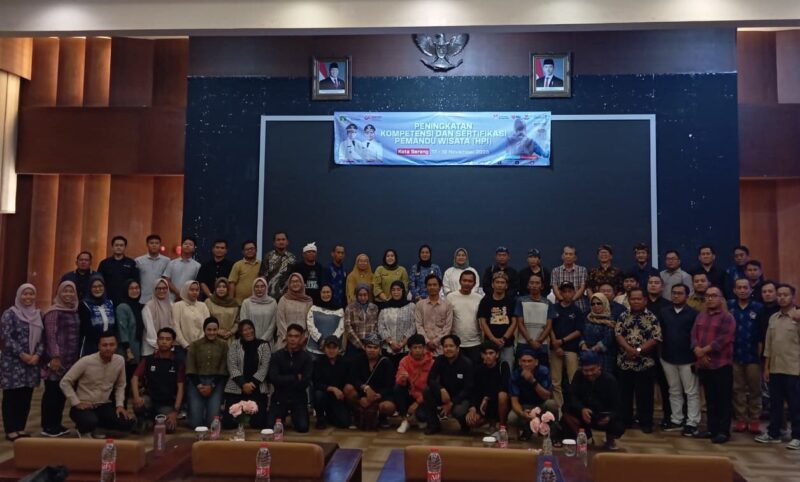 Dinas Pariwisata Banten gealr pelatihan bagi pramuwisata.