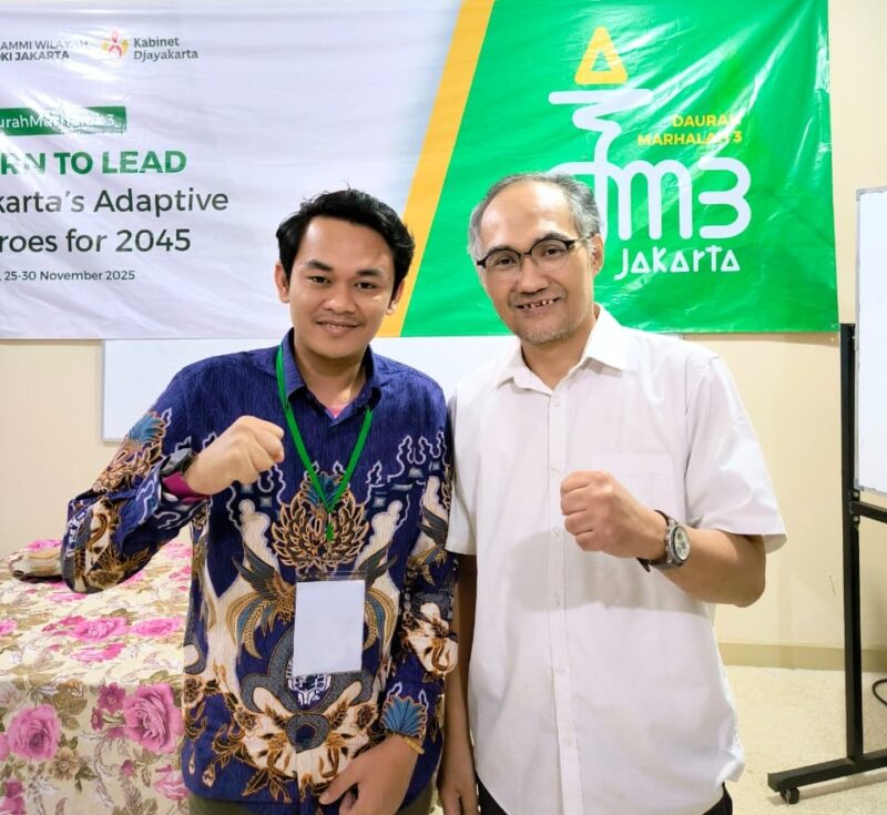 Emar Muamar (kiri) dan Sekjen pertama KAMMI Harto Setyoko.