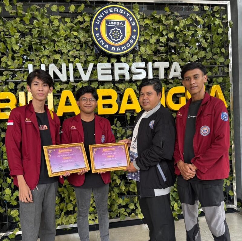 Tim Uniba raih juara pertama dan kedua di ajang Comfest 2025.