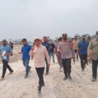 Mendes PDT Yandri Susanto melakukan sidak di area penambangan tanah ilegal di Desa Kramatjati, Kecamatan Kragilan, Banten,Sabtu 12 September 2026.